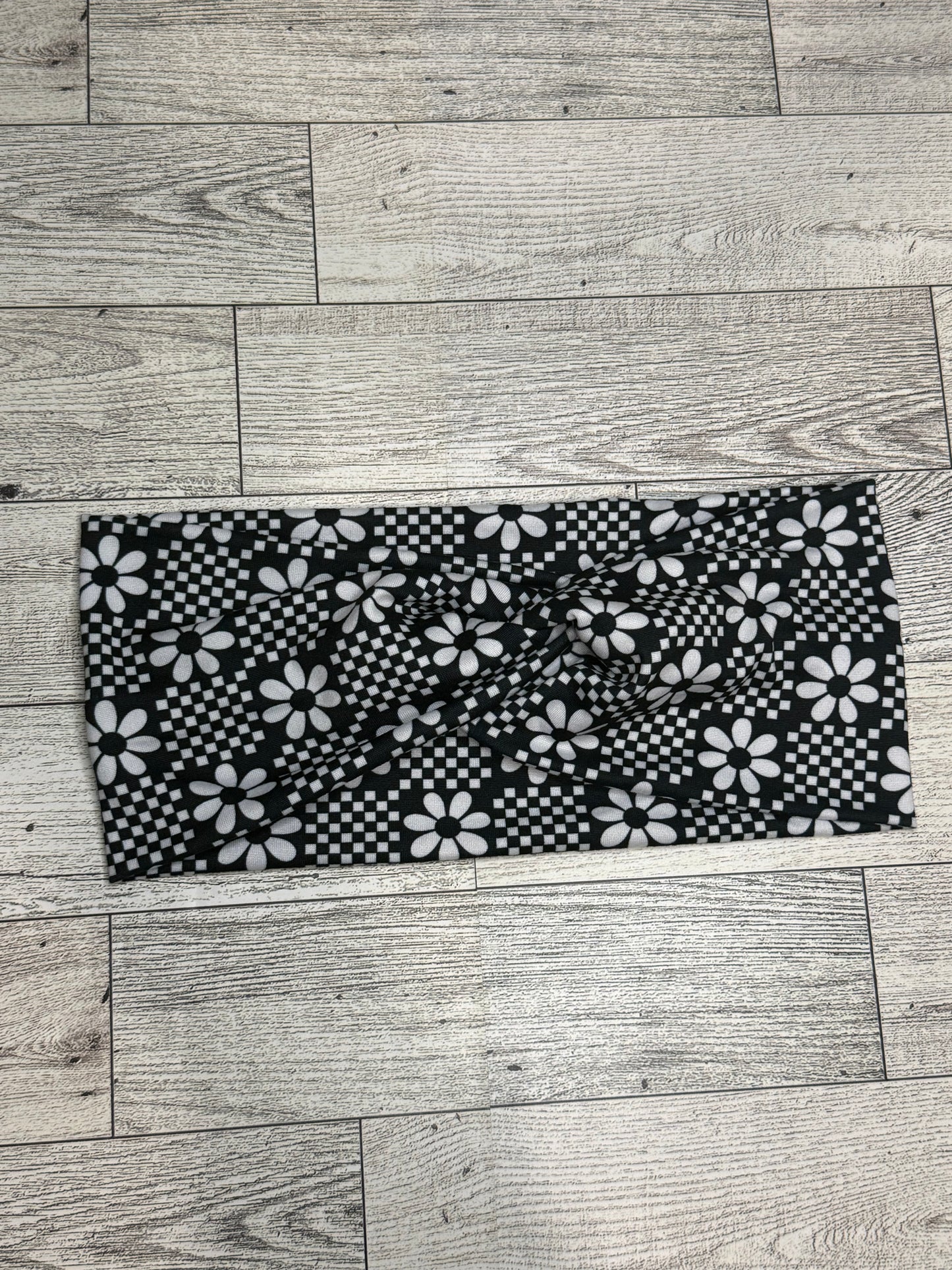 Daisy Raceway Headband